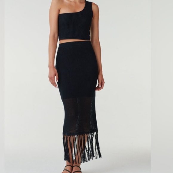 VETTA Dresses & Skirts - Vetta Capsule Knit Skirt and Top Set